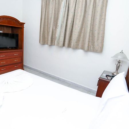 Hotel Avenida Cancún Buitenkant foto