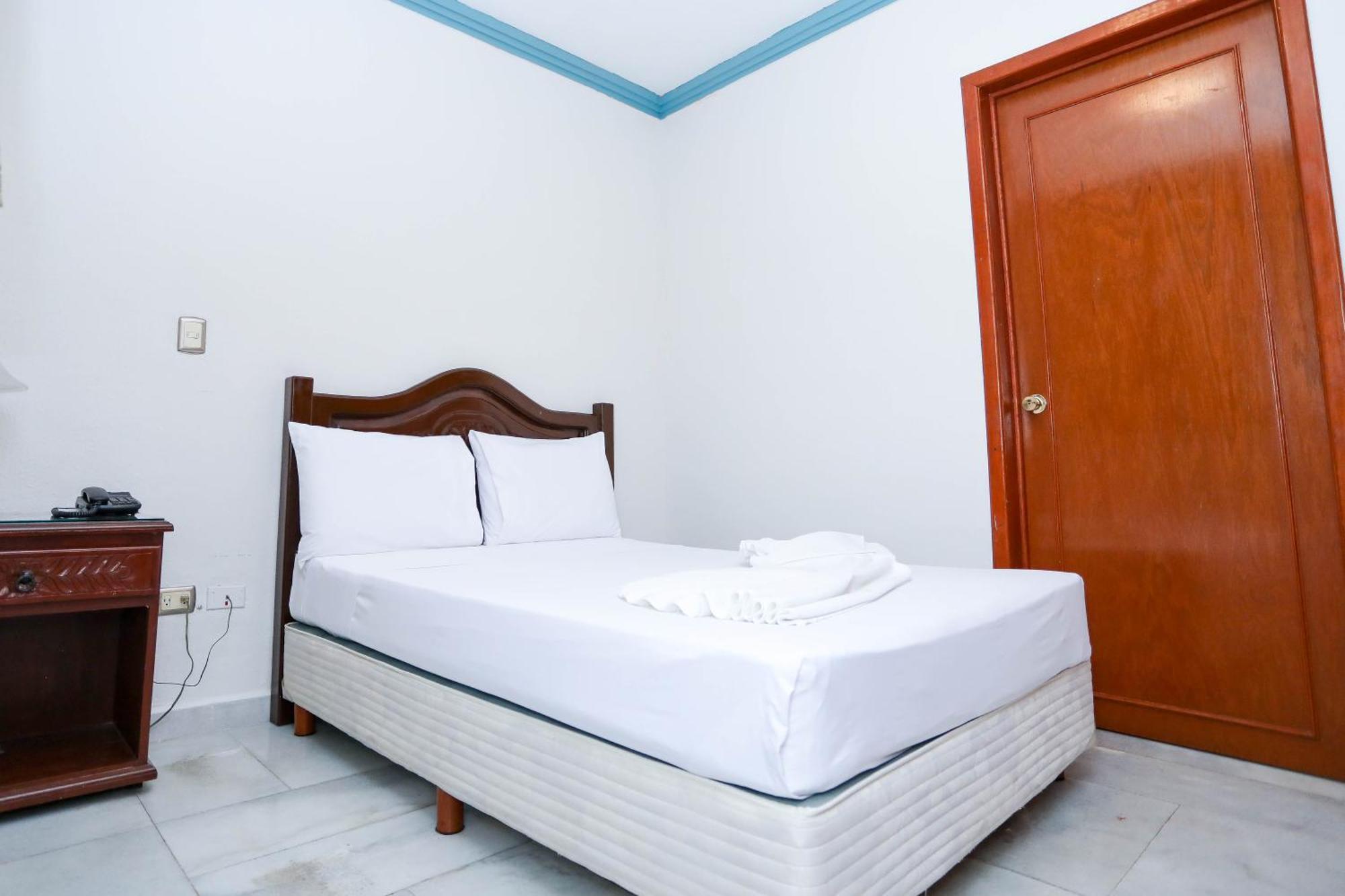 Hotel Avenida Cancún Buitenkant foto