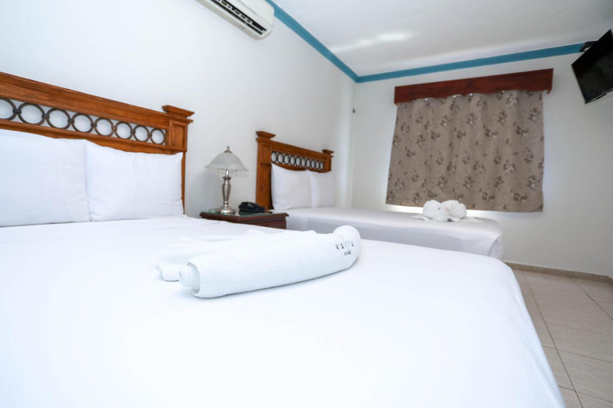 Hotel Avenida Cancún Buitenkant foto