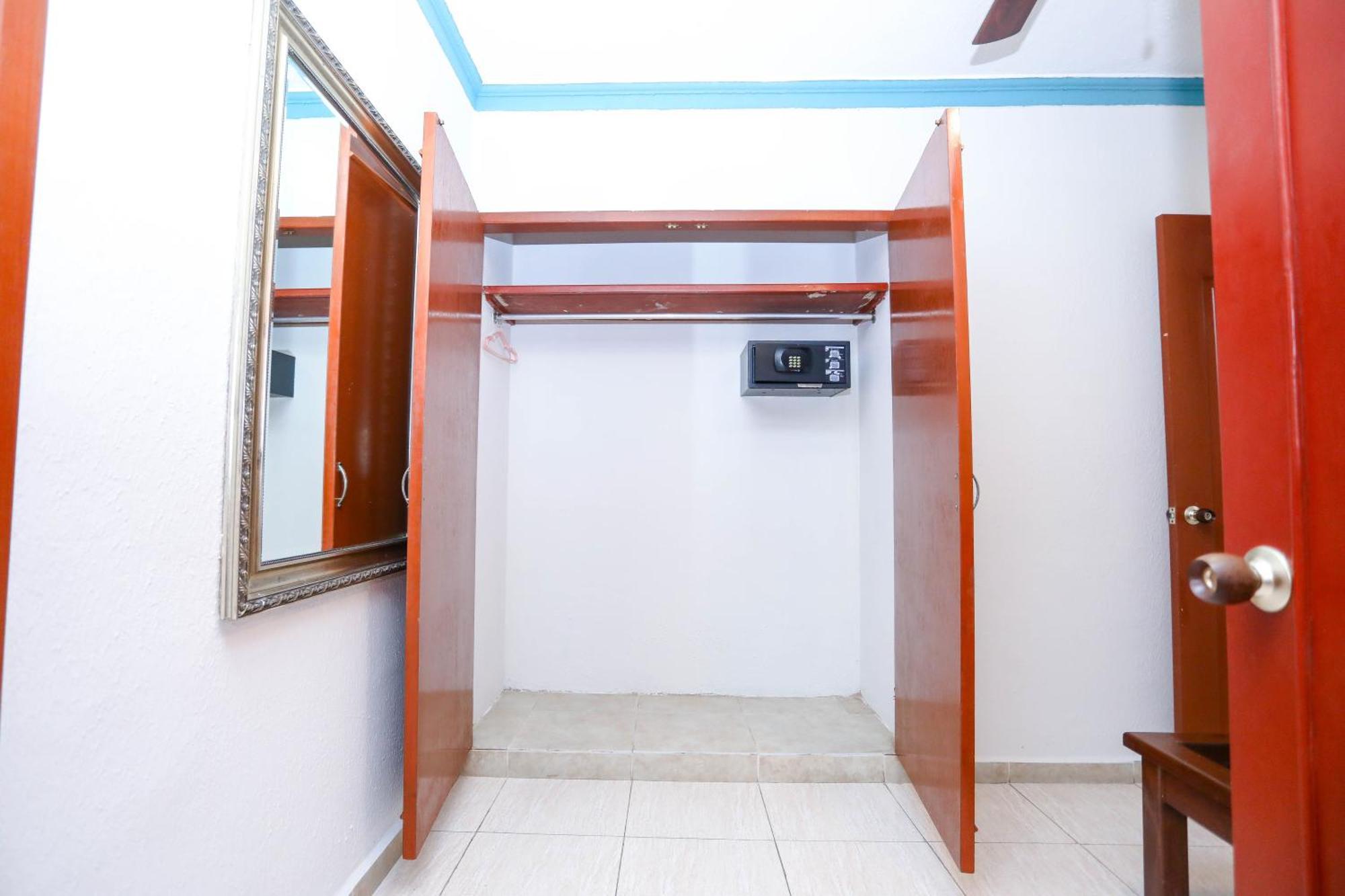 Hotel Avenida Cancún Buitenkant foto