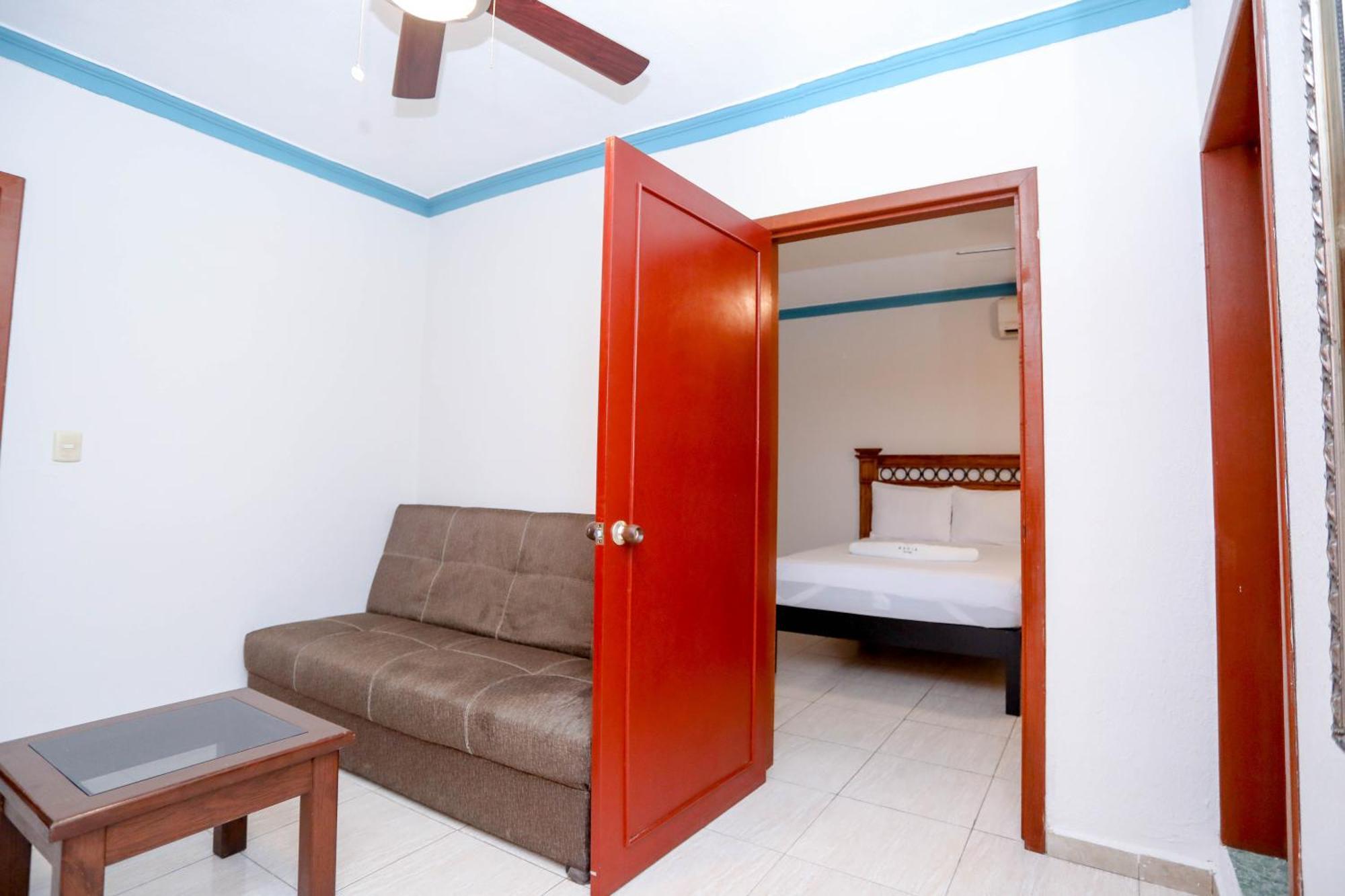 Hotel Avenida Cancún Buitenkant foto