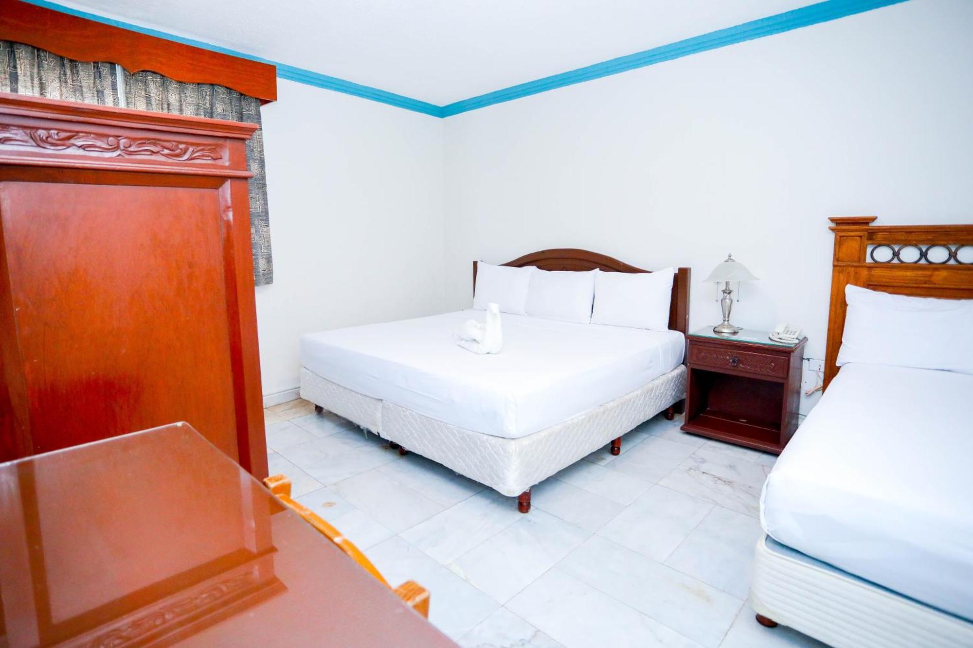 Hotel Avenida Cancún Buitenkant foto
