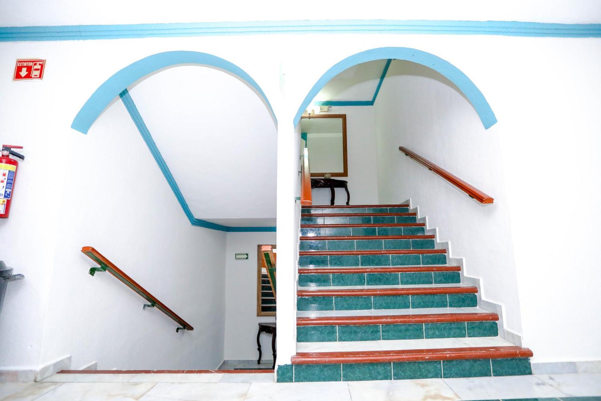 Hotel Avenida Cancún Buitenkant foto